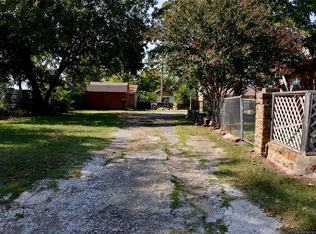 207 N Ferguson St, Henryetta, OK 74437