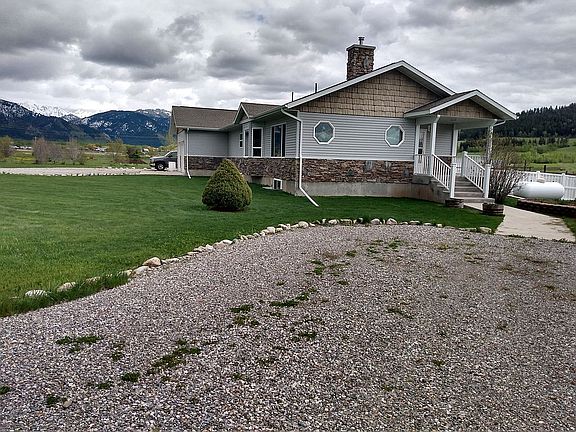 3rd image of 65 Cougar Ln