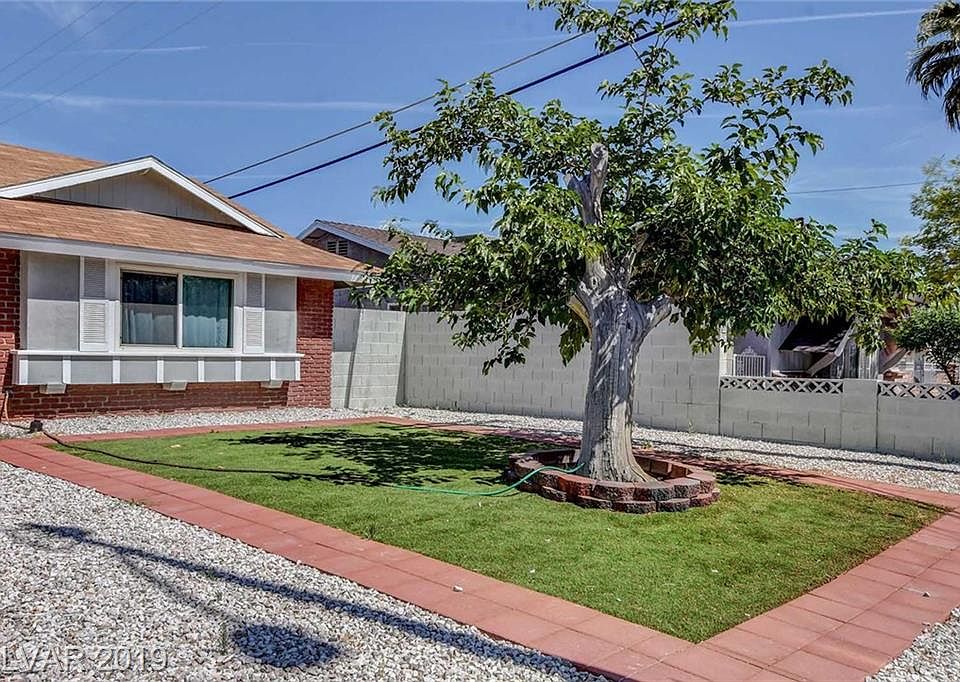 2nd image of 604 Langtry Dr