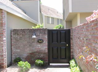 345 Wyndgate Rd, Sacramento, CA 95864