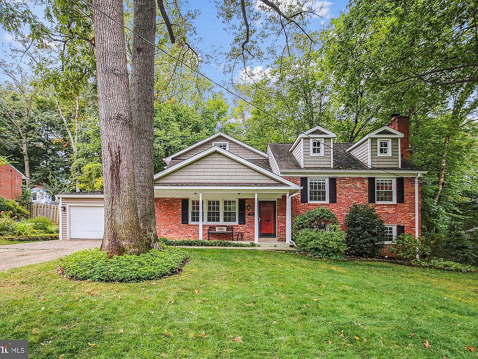 1st image of 8915 Braeburn Dr