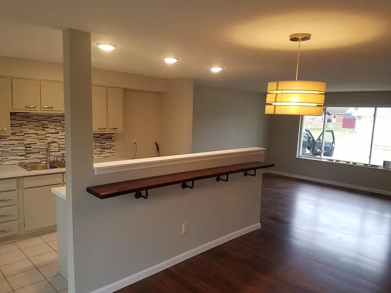 434 Nies Ave — Photo 6