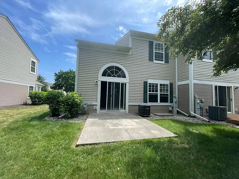 2607 Oak Tree Ln #2607 — Photo 24