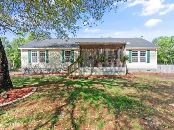 3181 Old Ferry Road SW, Supply, NC 28462