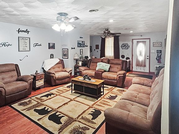 2nd image of 3717 Wood Street