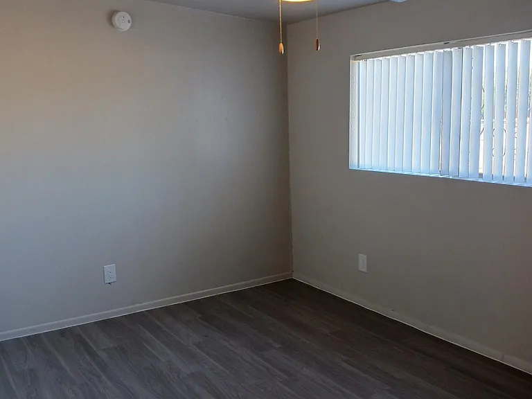 400 N Westmoreland Ave #C — Photo 10