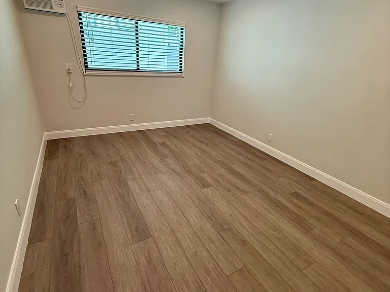 3658 S Centinela Ave #5 — Photo 6