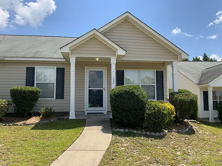 127 Linville Ct — Photo 3
