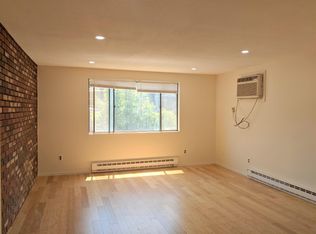 102 Alpine St #4, Somerville, MA 02144