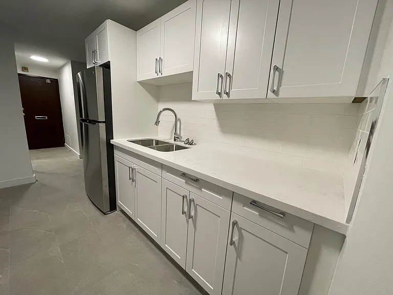 1155 Goodfellow Rd — Photo 3