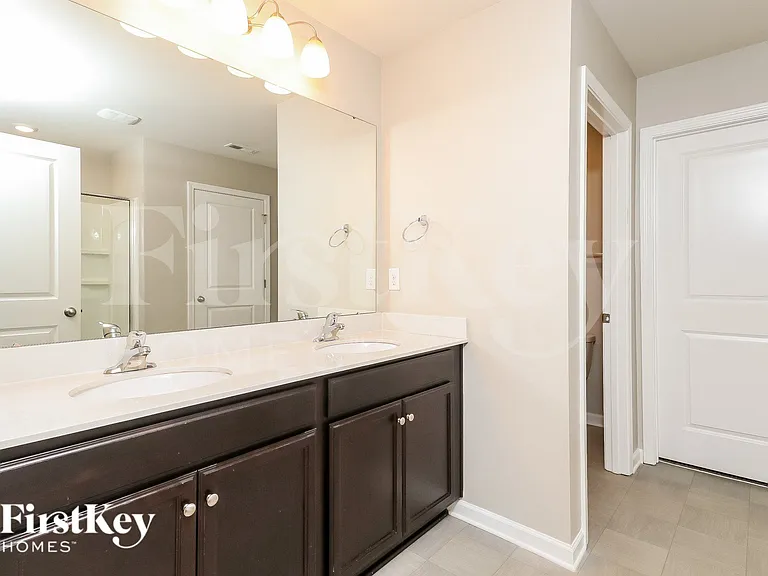 3068 Green Apple Dr — Photo 8