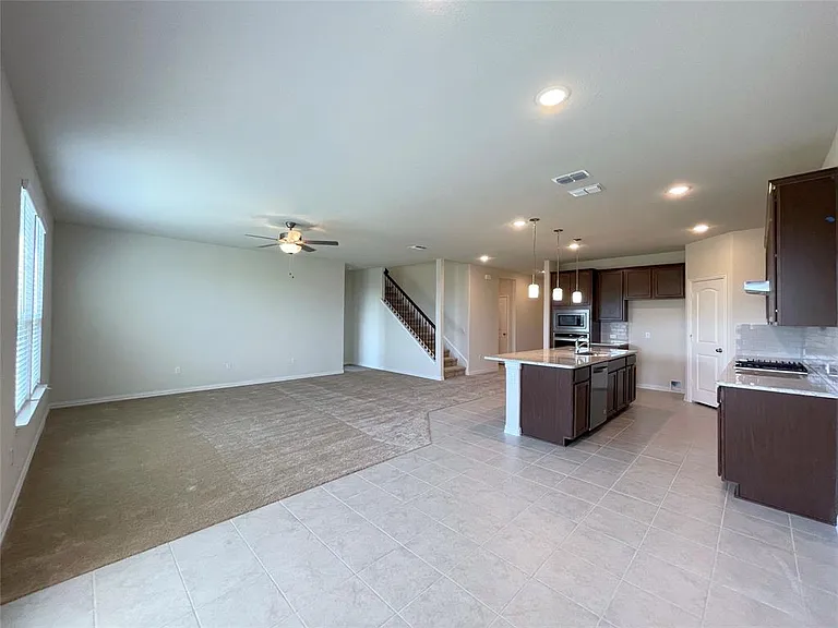 1805 Nelson St — Photo 13