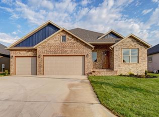 2983 W Teton Drive, Springfield, MO 65810