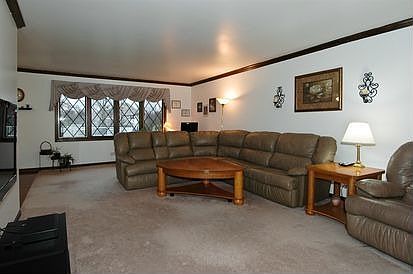 2nd image of 38W735 Eagles Nest Ct