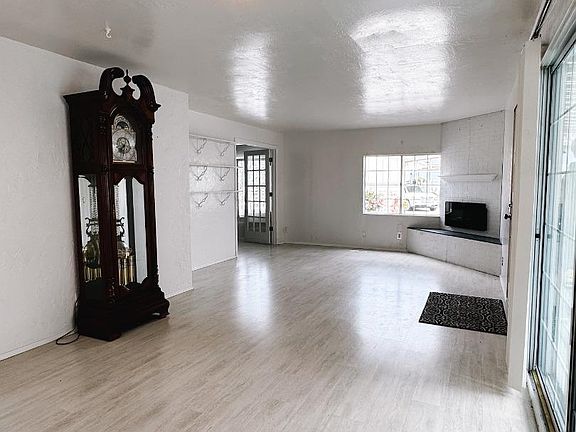 5th image of 77 Creekside Dr #77