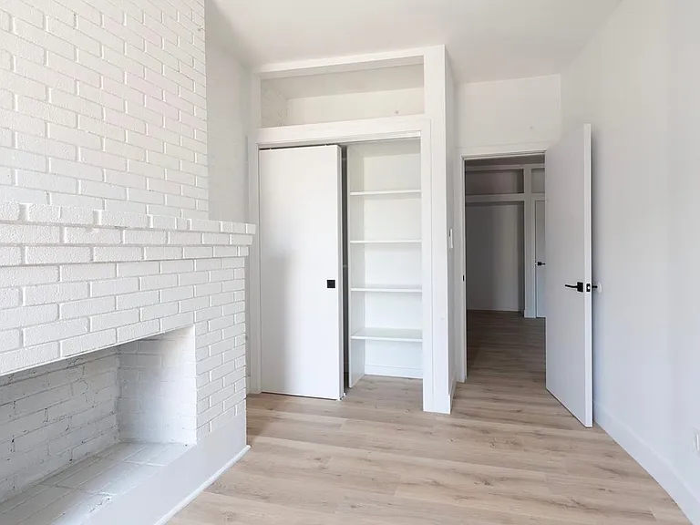 180 5th Ave #1 — Photo 8