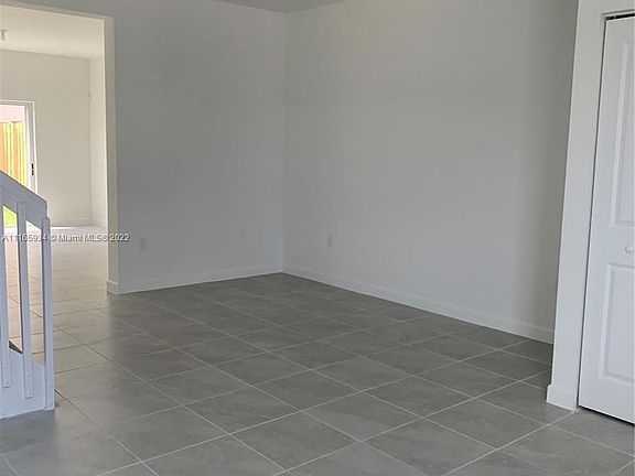3rd image of 1836 SE 26th Ave #1836