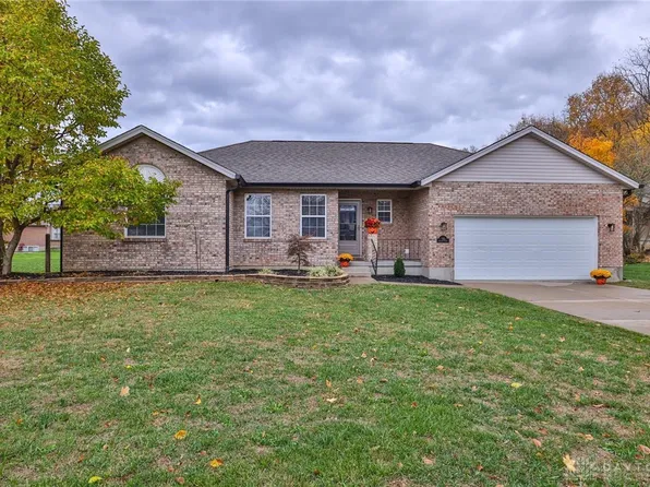 311 Meadow Ct, Fairfield, OH 45014