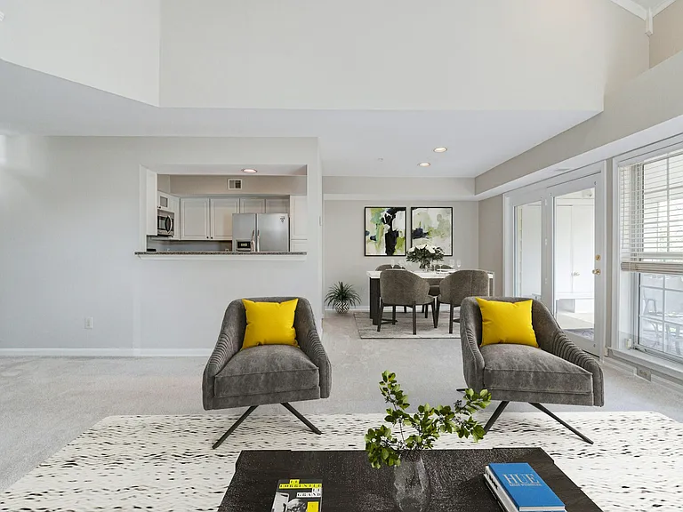 Family room - dining - kitchen