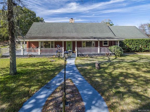 3rd image of 18441 Oaklawn Dr