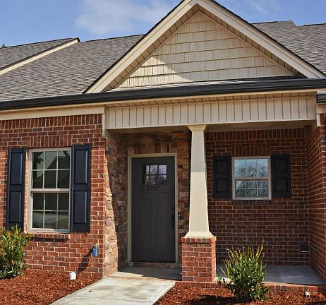 2nd image of 1755 Stonebriar Dr NE #43B