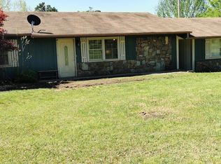 132 Private Road 1767, London, AR 72847