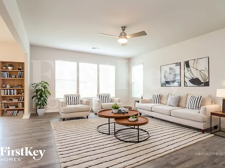 625 Goldburn Way — Photo 5