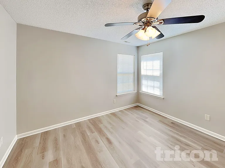 11507 Stewarts Crossing Dr — Photo 6