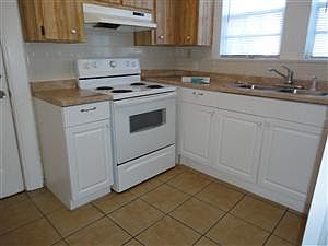5th image of 3108 Ybor St