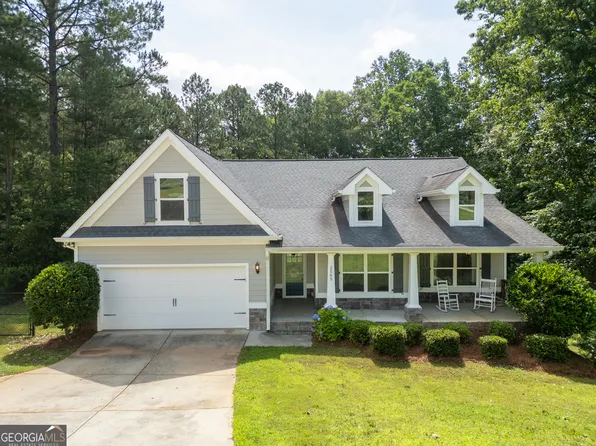 2565 Aaron Ct, Loganville, GA 30052