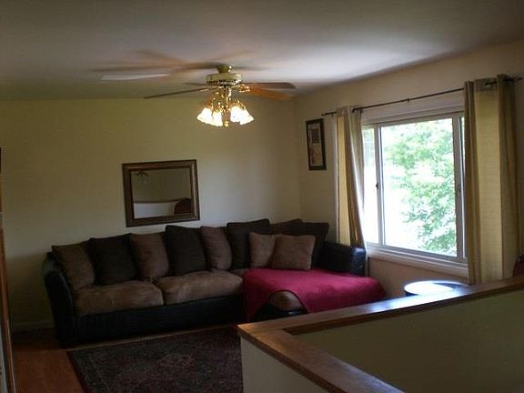 4th image of 7 Morgan Ln