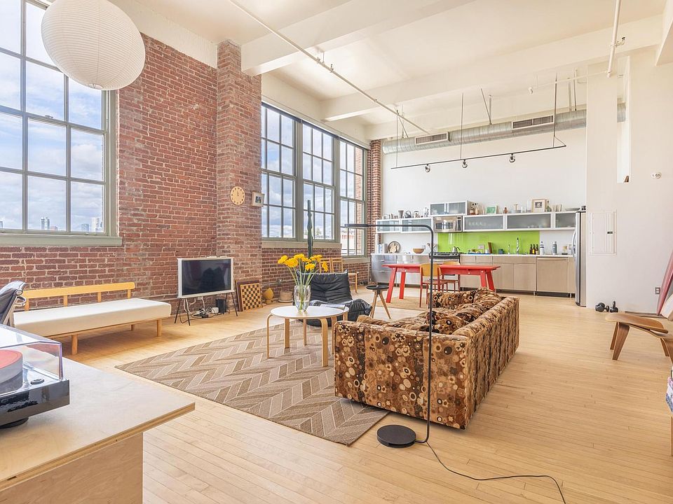 1st image of 1850 Industrial St APT 612