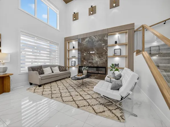 372 Creekside Grn, Leduc, AB T9E 1W5