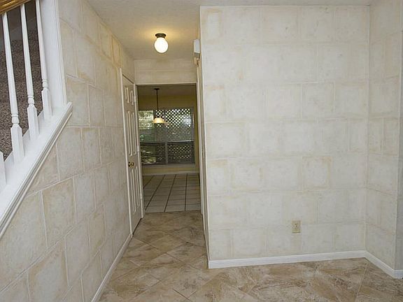3rd image of 22827 Orchard Oak Ln