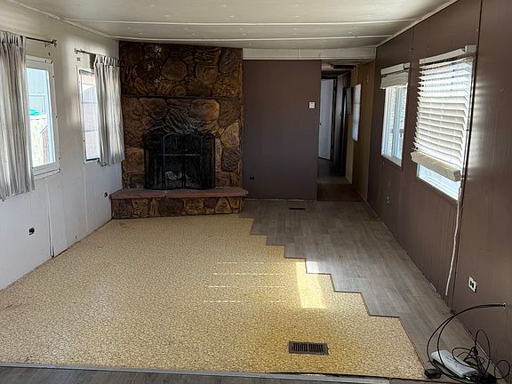 4th image of 2968 S Keel St #72