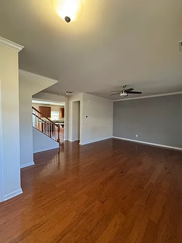 1073 Semora Ln Photo 1