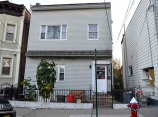 126 71st St, Guttenberg, NJ 07093
