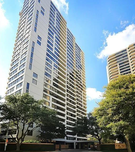 15 Greenway Plz #5C — Photo 21