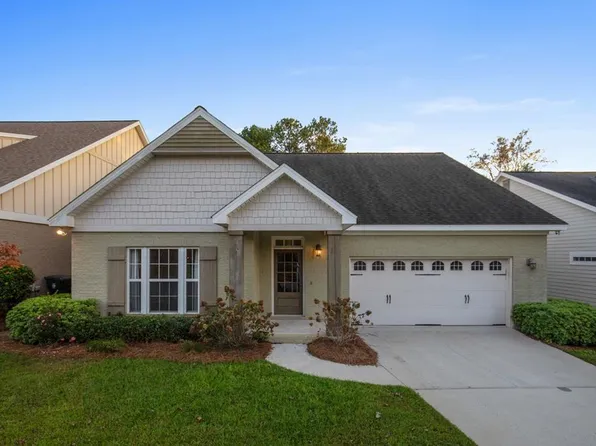 200 Redbud Cir, Dothan, AL 36305