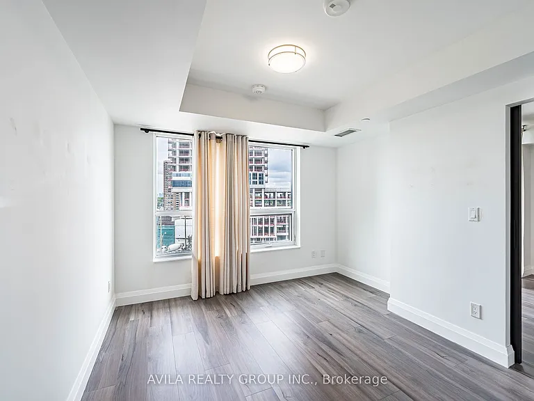 8 Trent Ave #704 — Photo 20