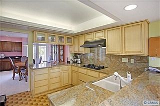 3rd image of 25 Canyon Crest Dr