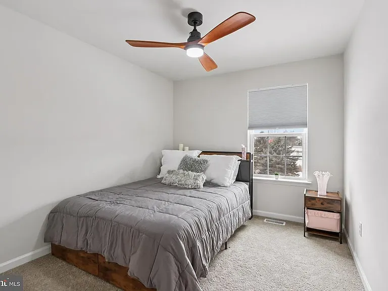 1138 Martin Rd — Photo 15