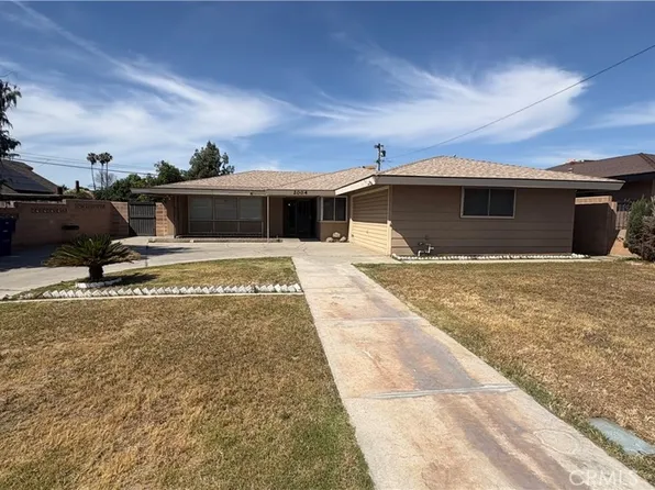 2004 Julian Ave, Bakersfield, CA 93304