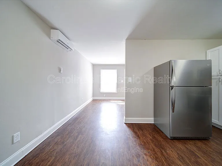 321 S Gardner Ave #6 — Photo 15