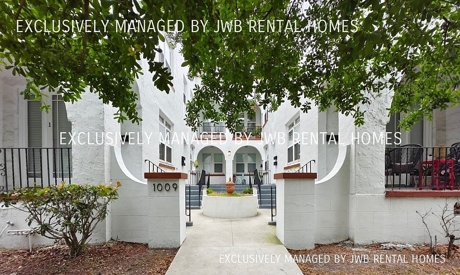 1st image of 1009 Stockton St #1