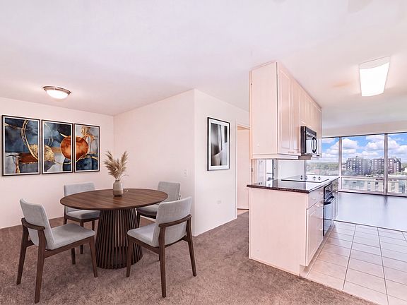 5th image of 800 Elgin Rd APT 1206