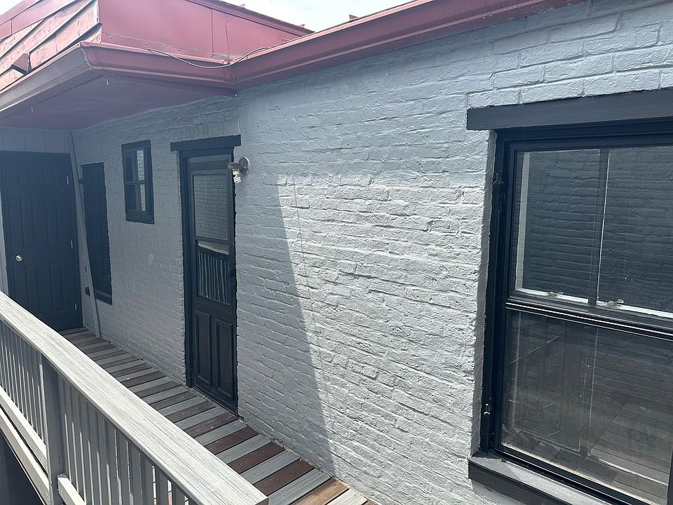 1st image of 169 W All Saints St