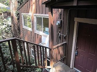 21480 Starrett Hill Dr, Monte Rio, CA 95462