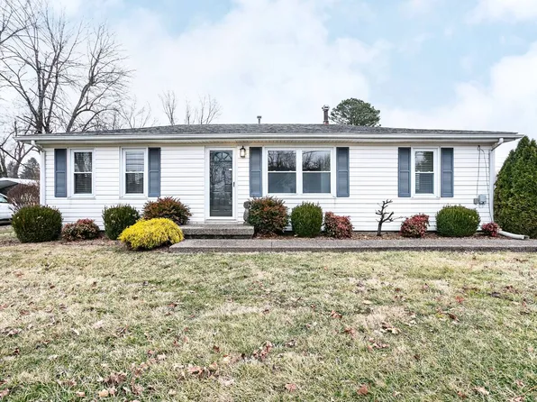 723 Country Club Dr, Lebanon, KY 40033