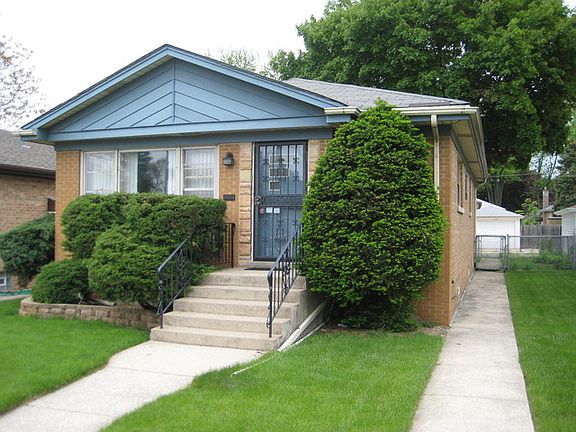 2nd image of 3109 Jackson St